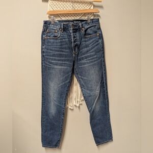 American eagle high rise girlfriend Jeans Straight Leg Size 4